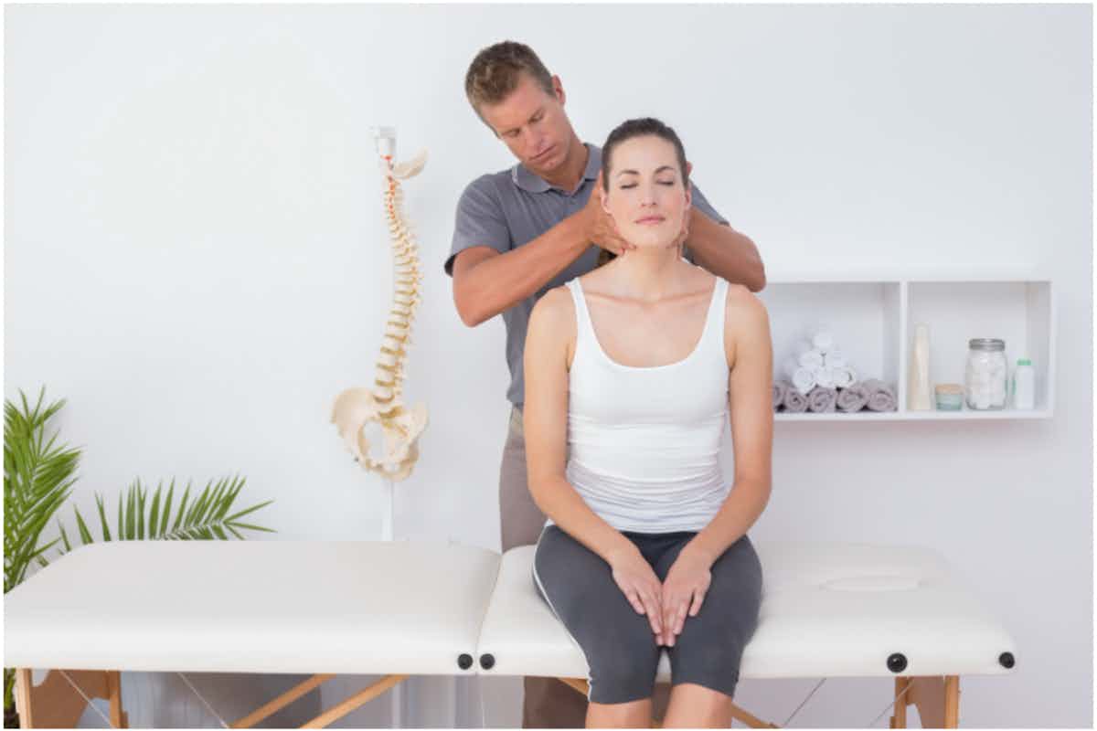 person experiencing the benefits of chiropractic care